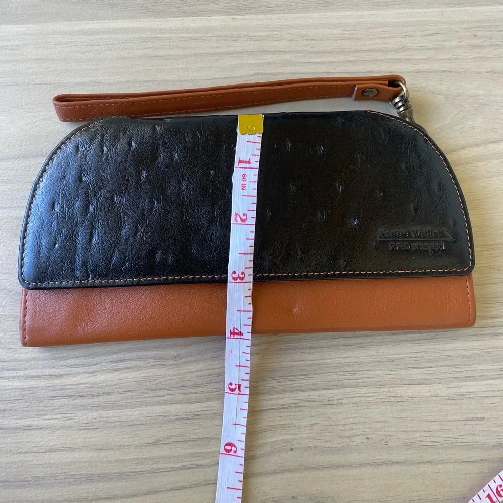 Rogue Black and Brown Leather Wristlet